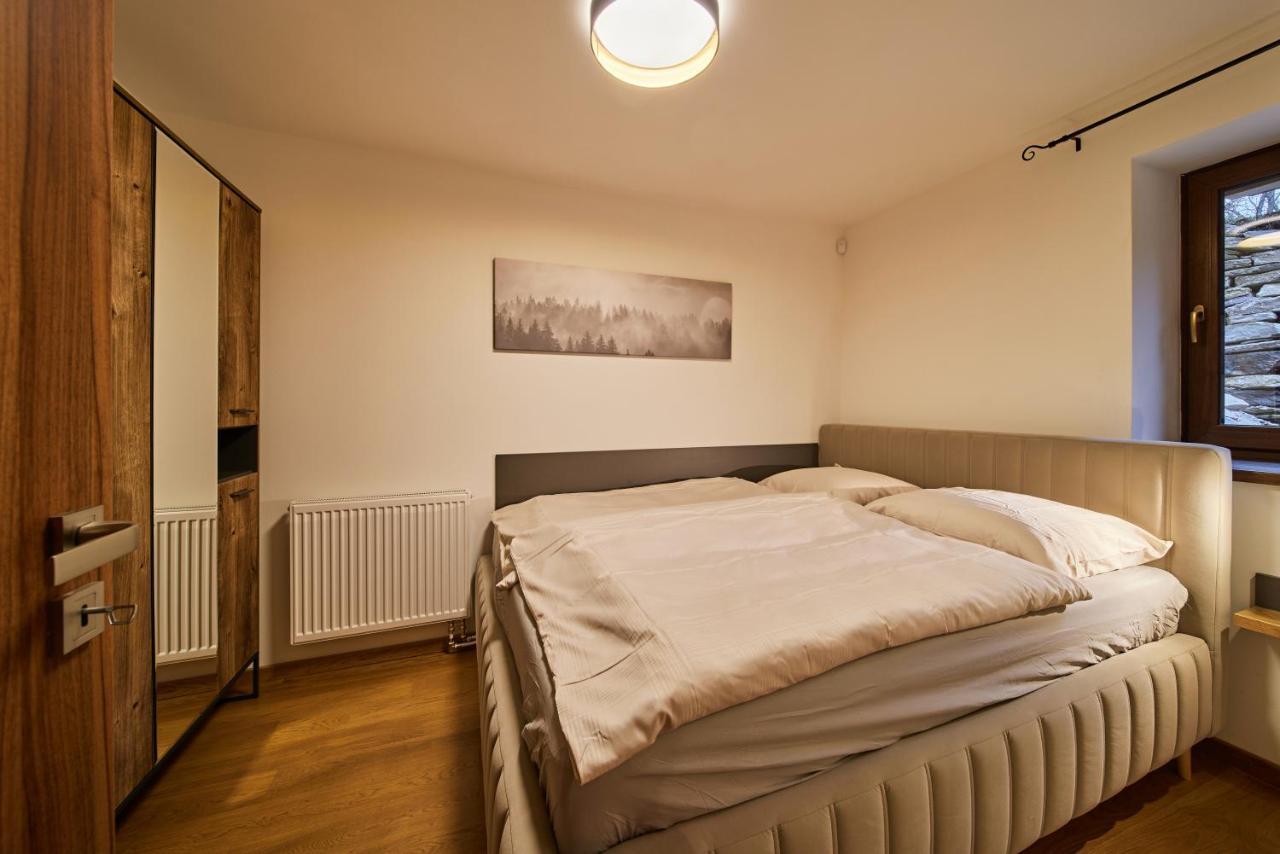 Vlci Stopa Apartments Pec pod Snezkou Esterno foto