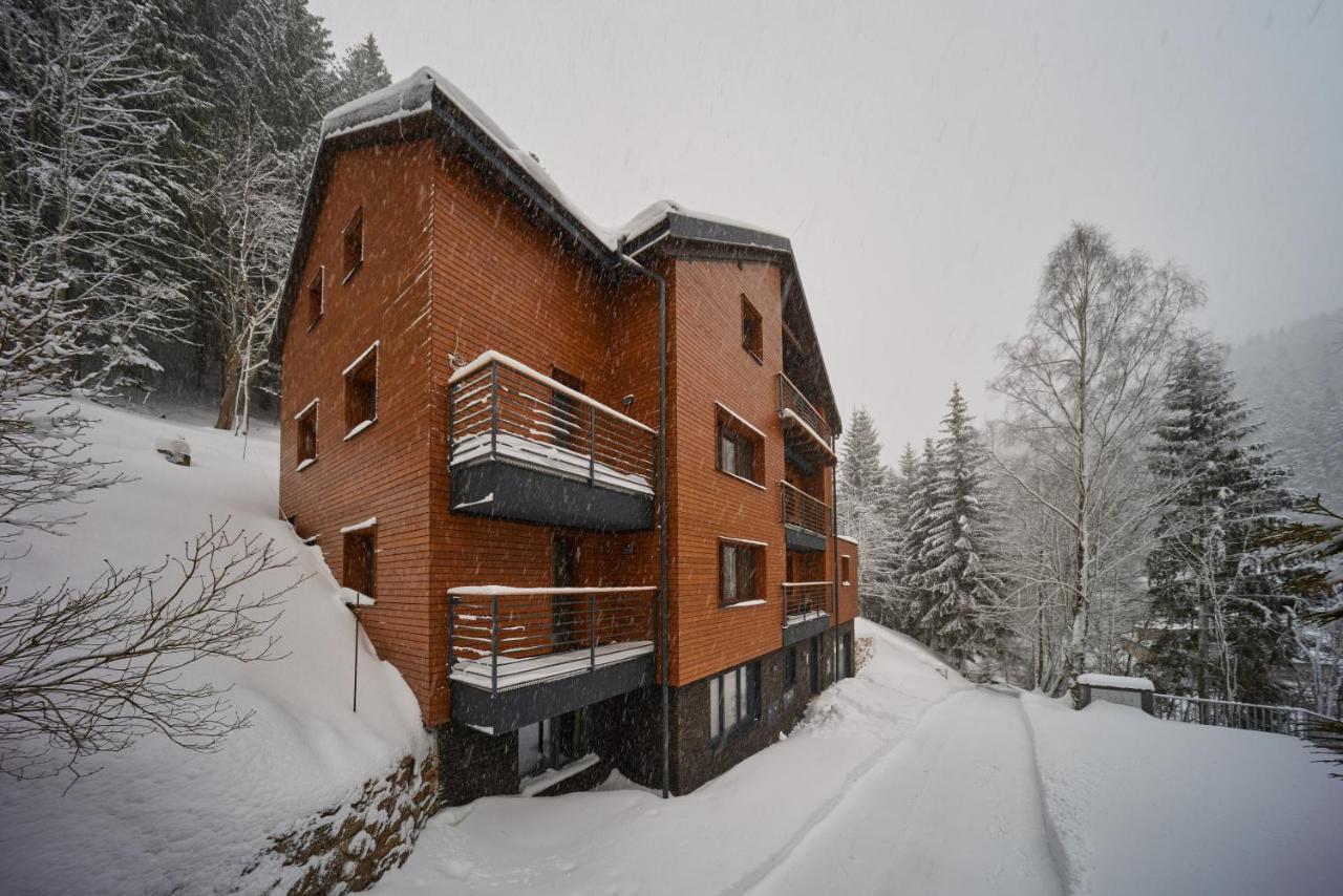 Vlci Stopa Apartments Pec pod Snezkou Esterno foto